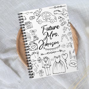 パーソナライズされたFuture Mrsノートブック、ウェディングプランニングジャーナル、花嫁への贈り物、彼女への婚約ギフト、カスタムネームのブライダルシャワー記念品