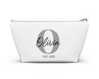 Personalized Monogram Zipper Pouch | Bridal Gift Baga
