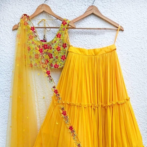 Yellow Floral Embroidered Lehenga Set, Haldi Wear Sleeveless Bridesmaids Indian Wedding Lengha Choli,Sari,Gown, USA,UK, Ghaghra Choli Dreses