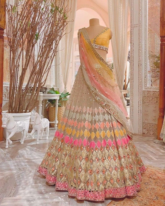 A Luxurious Indian Wedding in Toronto with a Sabyasachi Bride - Wedding  Style Magazine
