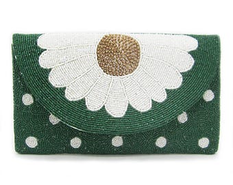 Pochette con perline floreali: borsa a tracolla con motivo floreale a margherita