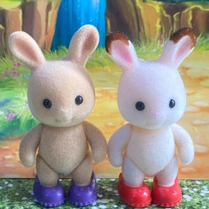 陶器製ミニチュア牛：1/12スケールドールハウス用動物 - Etsy 日本