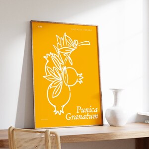 Cartel del árbol de granada / Impresión física / Estética / Viajes / España / Boho / Arte de pared / Ciudad de playa / Mediterráneo costero