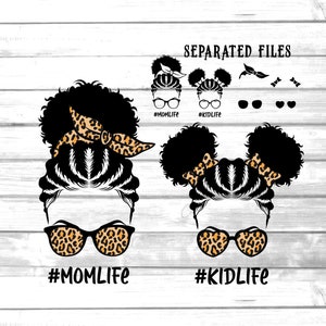Peut inclure: Silhouette noire et blanche de deux femmes avec des coiffures afro, l'une avec un chignon unique et l'autre avec deux chignons. Les deux femmes portent des lunettes de soleil et des bandeaux à imprimé léopard. Le texte "#MOMLIFE" et "#KIDLIFE" est sous chaque femme.
