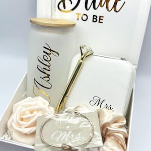 Future Mrs Engagement Gift Box for Her, New Mrs Gift Bride To Be Bridal Shower Gift, Personalized Name Just Engaged Gift for Women