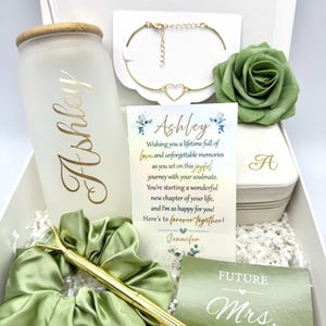 Bridal Gift Box, Customized Engagement Gift Box, Bride to Be Gift Box, Personalized Bridal Gift Box, Bridal Shower Gift Box, Future Mrs box