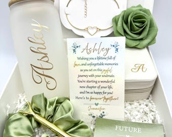 Bridal Gift Box, Customized Engagement Gift Box, Bride to Be Gift Box, Personalized Bridal Gift Box, Bridal Shower Gift Box, Future Mrs box