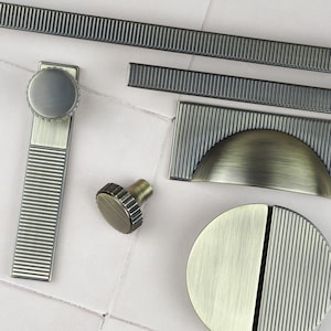 Antique Brushed Brass Ribbed Kitchen Handles Matt Bar Pull Cup Half Moon & Backplate Knob Furniture Drawer Cupboard Upcycle Wardrobe DIY