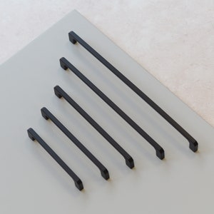 Matt Black Kitchen Cabinet Squared Angled D Handles 128mm 160mm 192mm 256mm 320mm Bedroom Bathroom Door Drawer Furniture Angular Pull