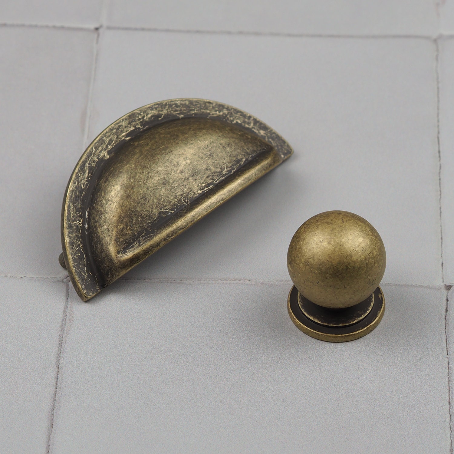 Gold Cabinet Knobs, 2 Pack – Brushed Brass, Zinc Alloy, 36mm Diameter, For Drawers, Cupboards & Furniture