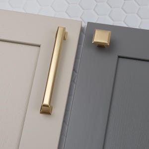 Brushed Brass Squared Cabinet Bar Handle and Coordinating Knob, Pulls Kitchen Cupboard Door Drawer Furniture Wardrobe Home Upcycle Update