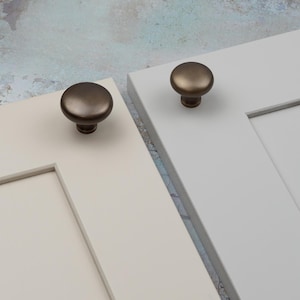 Antique Brass Cabinet Knobs Solid Round Traditional Cupboard Door Drawer Pull