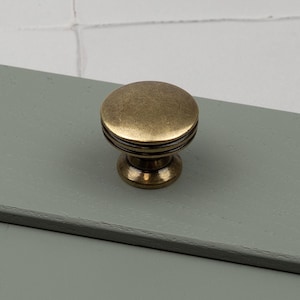 30mm Antique Brass Round Knob Rustic Cupboard Door Drawer Furniture Pull Upcycle Renovate Refurb Replace