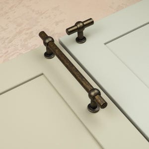 Antique Brass Chunky T-Bar Handle & Matching Knob Cupboard Drawer Door Pull Kitchen Wardrobe Upcycle Renovate Refurb Replace