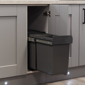 Integrated Under Counter 30L Pull Out Kitchen Waste Recycling Bin for 300mm Wide Cabinet 1 x 10 Litre & 1 x 20 Litre Base Mounted image 2