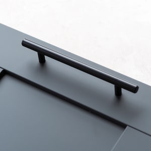Matt Black Steel Kitchen Cabinet T Bar Handle 128mm Bedroom Bathroom Cupboard Door Drawer Wardrobe Pulls Furniture