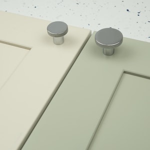 Polished Chrome Circular Disc Knobs with Knurled Edging in Two Sizes Cupboard Door Drawer Pull Furniture Upcycle