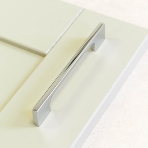 Polished Chrome Kitchen Cabinet Slim Square Handle 128mm Bathroom Bedroom Cupboard Door Drawer Pull Replacement Upcycle Silver Grey