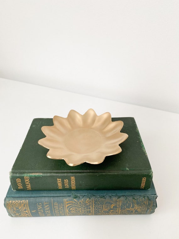 Vintage Brass Trinket Dish. Sunflower Dish. Ashtr… - image 3