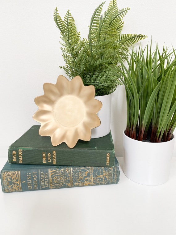 Vintage Brass Trinket Dish. Sunflower Dish. Ashtr… - image 5