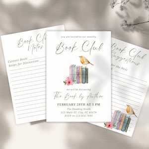 以下が含まれることがあります： 手書きのテキストと水彩イラストが描かれた3枚の白い紙のカード。中央のカードには「Book Club」と書かれており、会議の詳細が記載されています。他のカードはメモや提案用です。鳥と本が描かれています。
