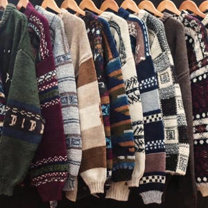 Vintage 90s Mystery Retro Grandpa Sweater, Hand-Picked Patterned Crewneck, Earth Tone Knit, Woodland Clothing, Indie