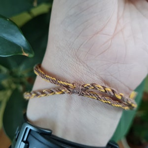 Ensemble de deux bracelets de vœux kumihimo de l'amitié noués unisexes dans des couleurs neutres, vives ou pastel image 8