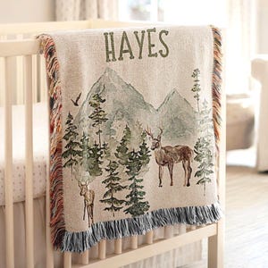 Cobertor de bebê Woodland personalizado com veado para meninos, cobertor com nome de vida selvagem, colcha de algodão para caça, presente de bebê da floresta