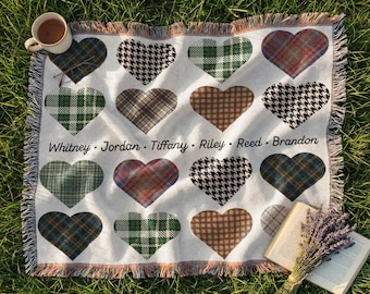 Manta personalizada para la abuela con los nombres de los nietos, estampado de corazones a cuadros, regalo familiar, manta acogedora tejida a medida para la abuela.