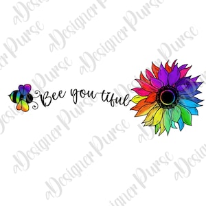 Può includere: Un girasole arcobaleno con un'ape che vola accanto. Il testo "Bee you-tiful" è scritto sotto il girasole.