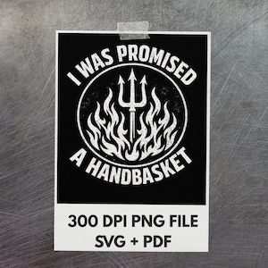 Può includere: Un set di tre tazze in ceramica con finitura opaca e macchiettata. Le tazze sono nei toni del crema, grigio chiaro e grigio scuro. Ogni tazza ha un design semplice e minimalista e un manico arrotondato.