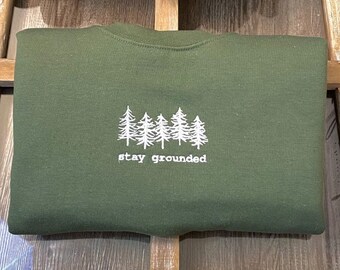 Stay Grounded Nature Crewneck Sweatshirt für Frauen