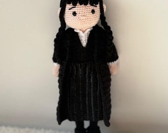 Crochet pattern - Gothic girl