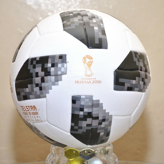 Мяч adidas Telstar 2018