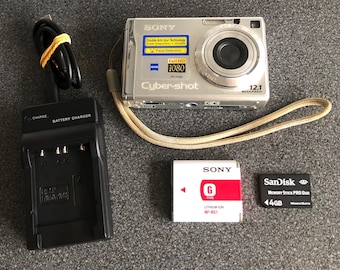 Sony Cyber-shot DSC-W110 Carl Zeiss 7.2MP Silver Digital Camera