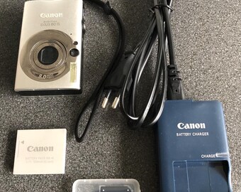 Canon Digital IXUS 80 is - Y2K Digicam - 8 Mp - Pink - Fully