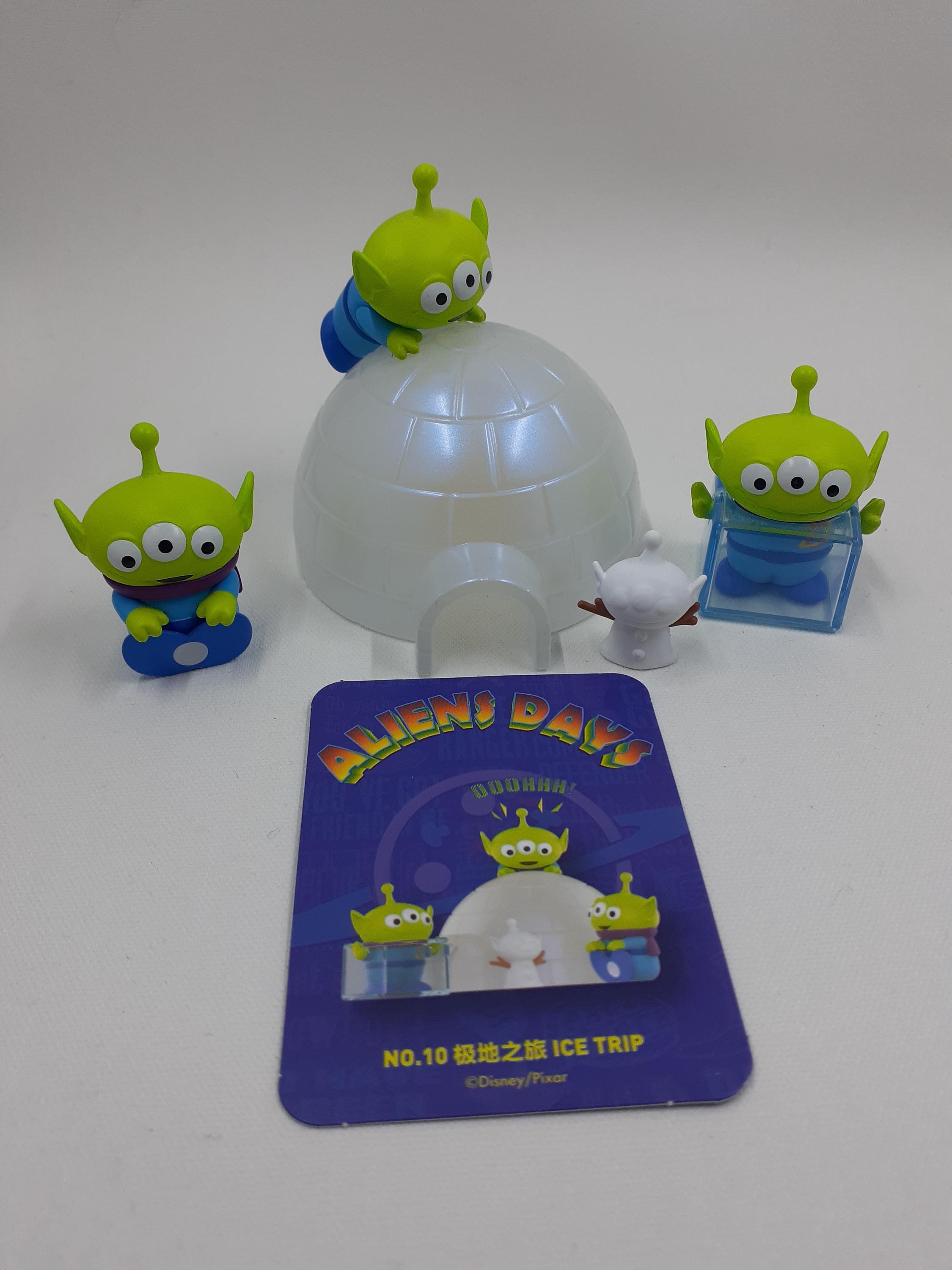 Toy Story Aliens Days No. 10 Ice Trip Mini Figure Playset W/ Card