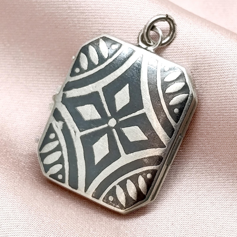 Large Square Locket - Etsy