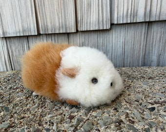Handcrafted Real Alpaca Fur Plush Guinea Pig – 8" Long | Made in Peru | Soft Collectible Toy for Ages 3+ | Stuffed Animal Toy