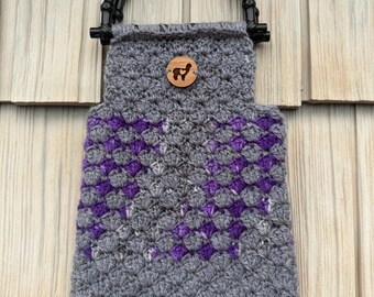 Handmade Alpaca Crochet Handbag, Gray & Purple Alpaca Yarn Purse, Linen Lined Bag with Black Handles, Farm‑Made Alpaca Tote