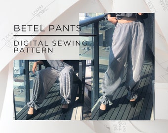 Op de afbeelding: Een digitaal naaipatroon voor Betel-broeken. De afbeelding toont een persoon die een zwart-wit gestreepte broek draagt met een strik aan de enkel.