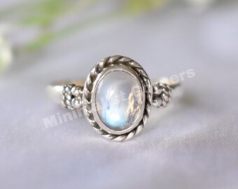 Natural Moonstone ~ Gemstone Ring ~ Stackable Ring ~ Handmade Ring ~ Dainty Ring ~ Women Ring ~ Moonstone Ring ~ Sterling Silver Ring