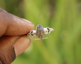 Natural Labradorite Stone Ring | Marquise Labradorite Ring | 925 sterling Silver Ring | Desinable Band Satelment Gift Ring | Gift Ring
