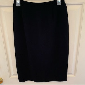 Vintage Solid Black Simple Pencil Skirt image 1