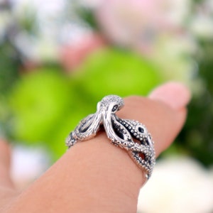 Oxidized Sterling Silver Octopus Ring: Kraken Tentacle Jewelry