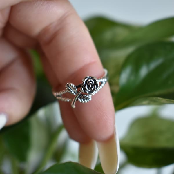 Rose Blossom Silver Ring, Beauty and the beast, Rose flower ring, rosebud ring, enchanted rose