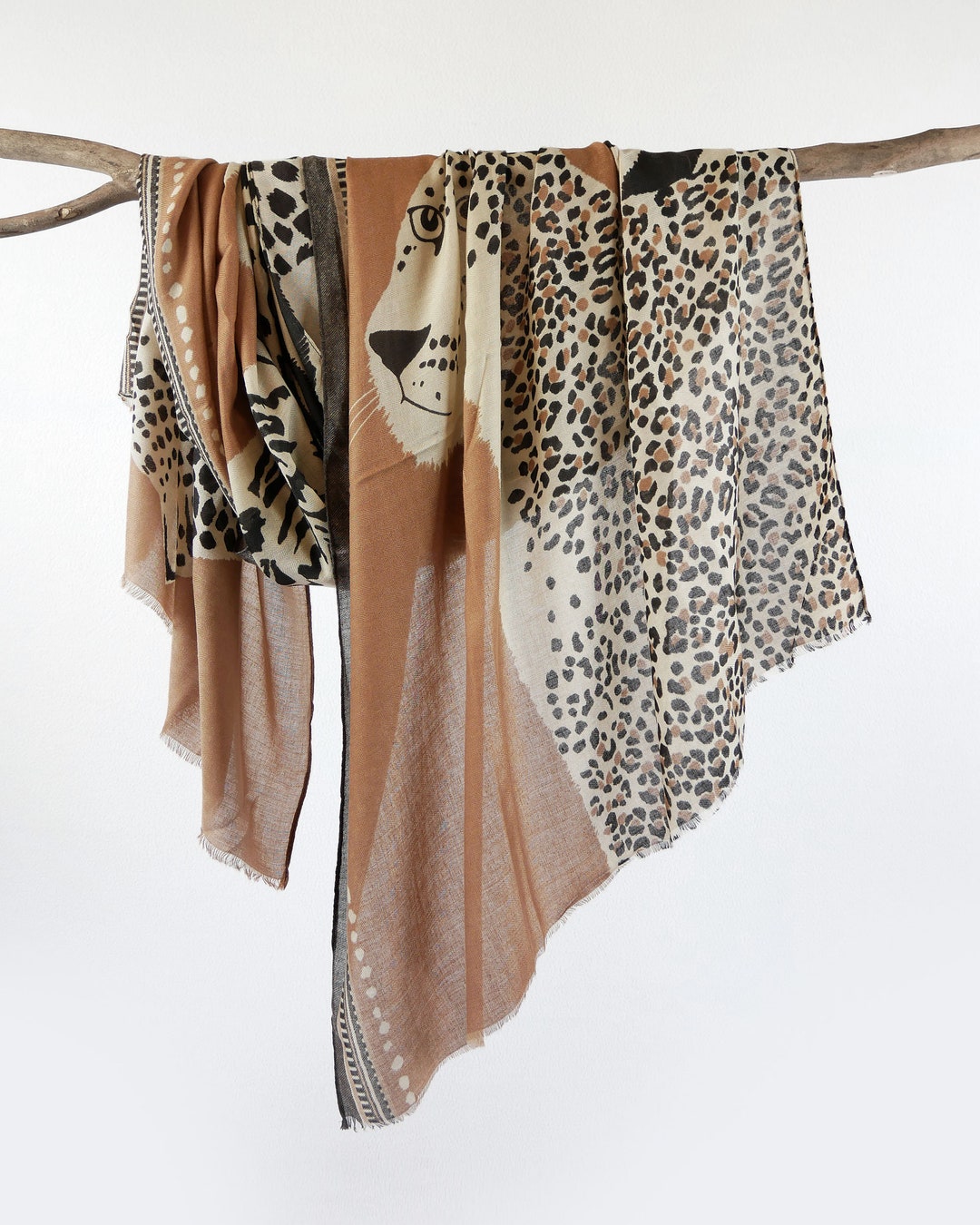 New! A7282 - Cheetah Rawhide Scarf