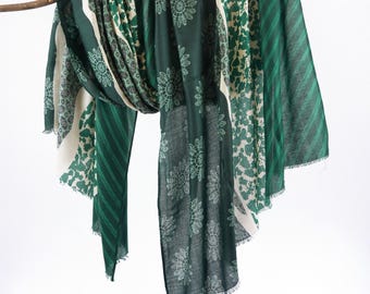 Fine Green Unisex Scarf Floral Stripes Printed Autumn Shawl Abstract Wrap for Men and Woman 71x33"