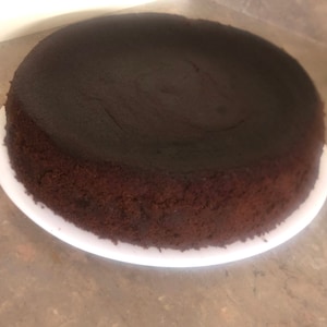 Jamaican Rum/ Fruit Cake (9 inch)