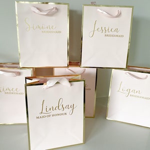 gift bags for wedding, gift bag, bridesmaids gift bag, personalized gift bag, gift bag wedding, gift for bride, wedding gift bag, groomsmen